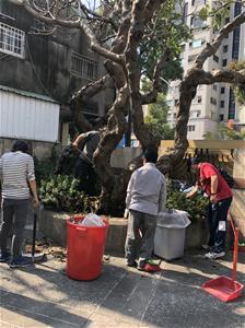 學員進行清潔維護