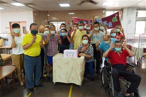 榮獲第三名8樓自治家友