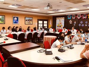 委員參與病例討論會